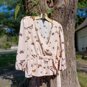 Sweet Rain Blouse (Medium Size) Light Pink, Butterflies